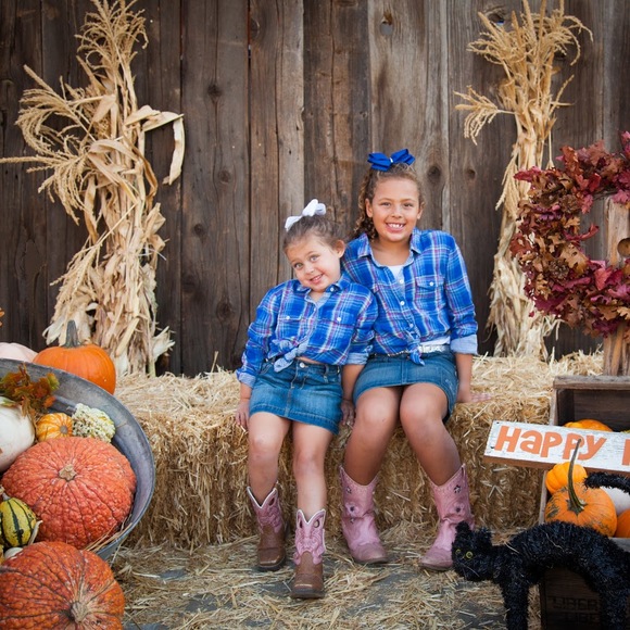 Meet your Posher, Annie - Picture 1 of 1